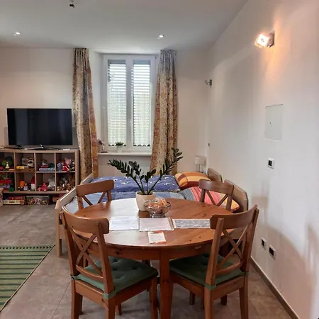 Alina Apartment *